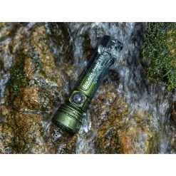 Olight Seeker 3 Pro -Sconto sciare in Italia Leatherman Seeker 3 Pro Gradient Limited Edition Waterproof 1